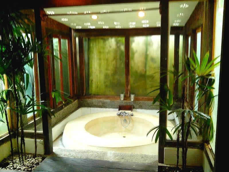 Sapulidi Cafe, Gallery & Resort Lembang Zewnętrze zdjęcie